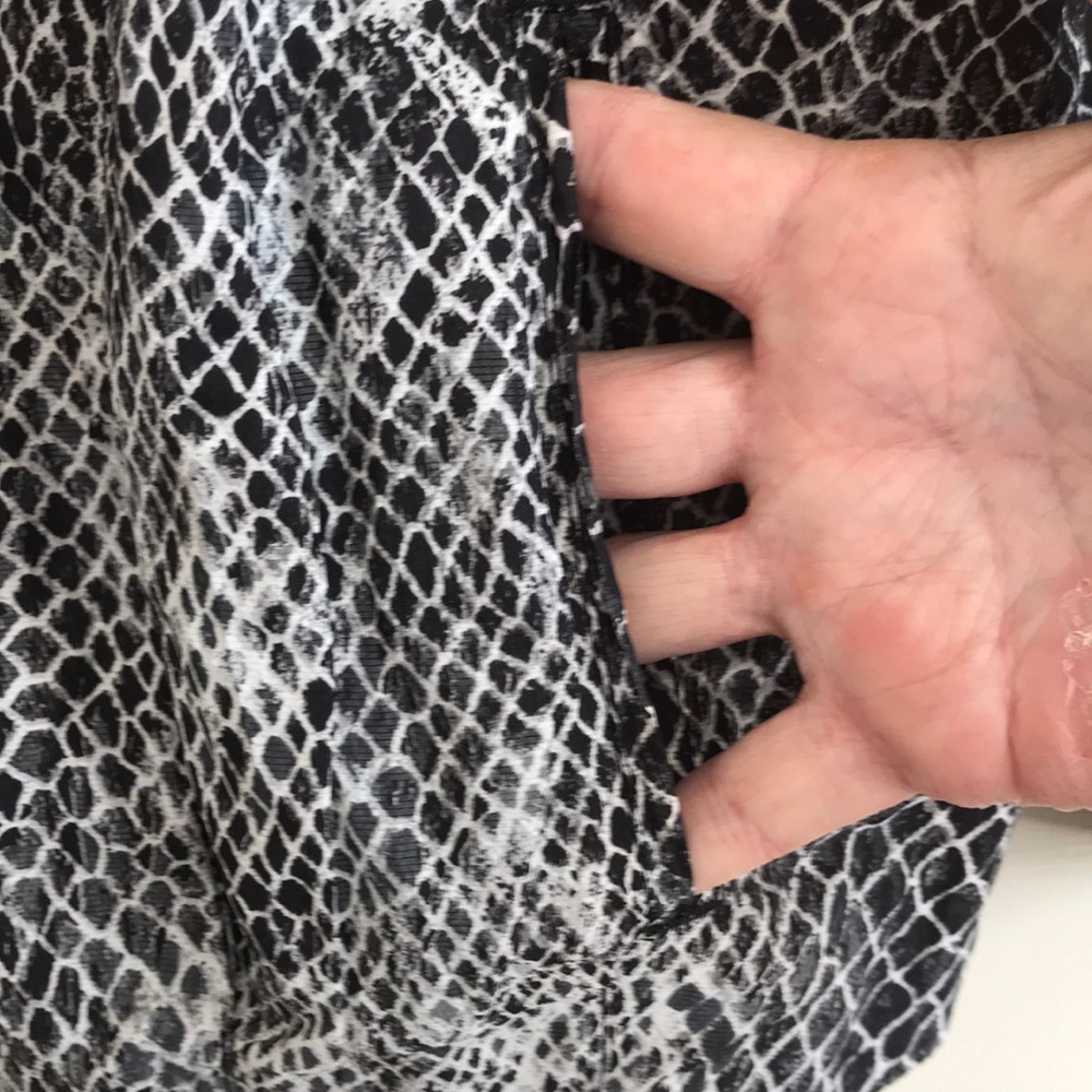 Chico’s Lined Lightweight Skin Pattern Jacket - image 6